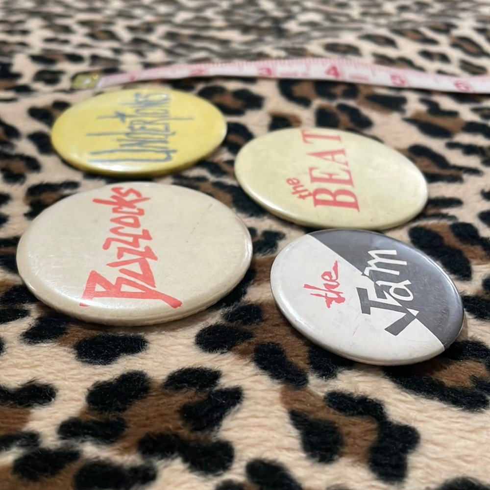 UK PUNK ROCK SKA 🇬🇧 Vintage Button Pin Pinbacks Collector 70s 80s English Jam - Picture 15 of 17